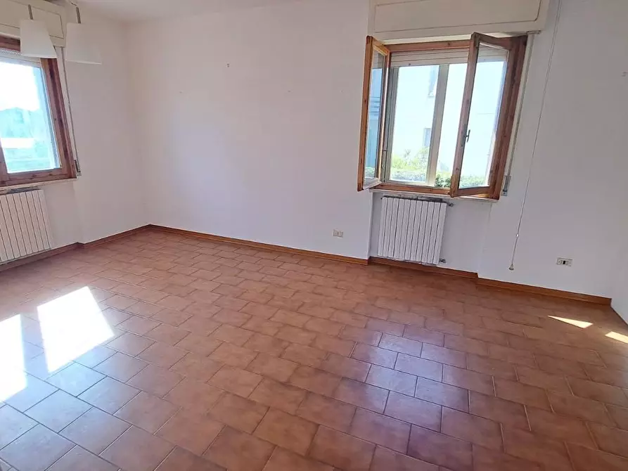 Immagine 13 di Appartamento in vendita  a Rosignano Marittimo