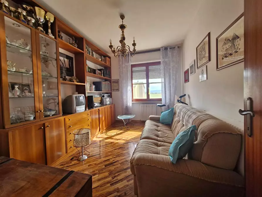 Immagine 32 di Villetta a schiera in vendita  a Campiglia Marittima