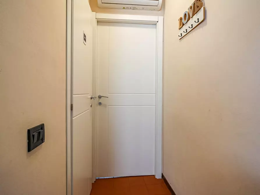 Immagine 9 di Appartamento in vendita  a Pisa
