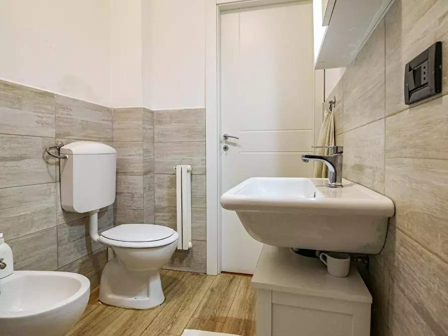 Immagine 18 di Appartamento in vendita  a Pisa