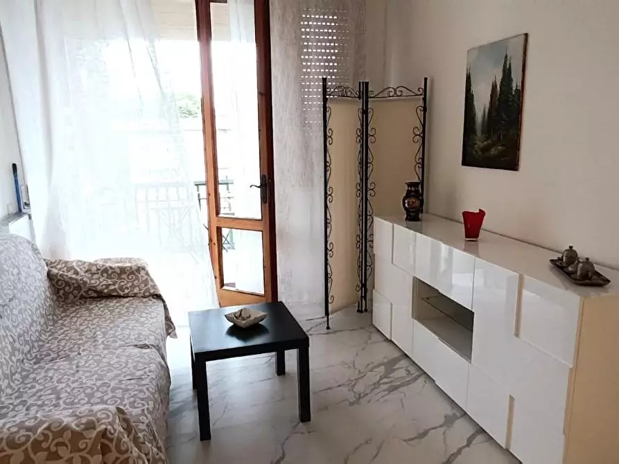 Immagine 20 di Appartamento in vendita  a Viareggio