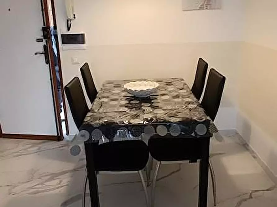 Immagine 22 di Appartamento in vendita  a Viareggio