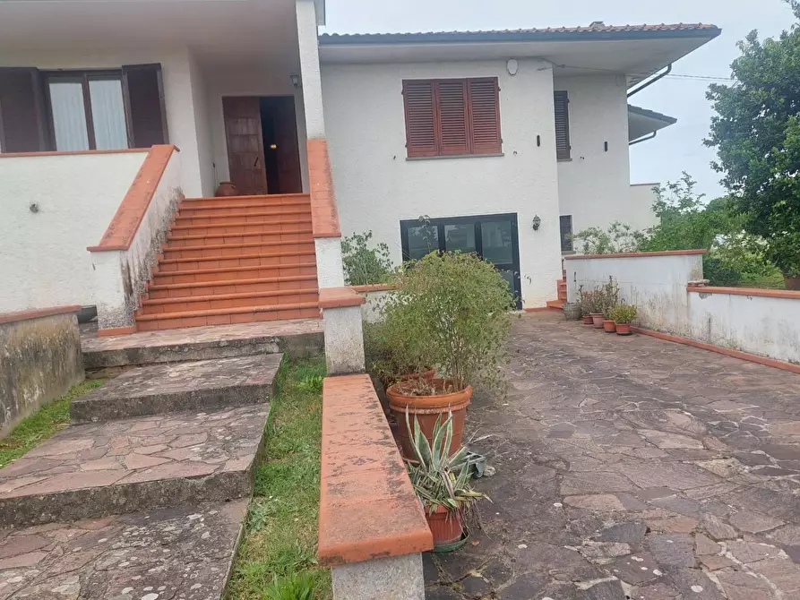 Immagine 4 di Villa in vendita  a Castelfranco Di Sotto
