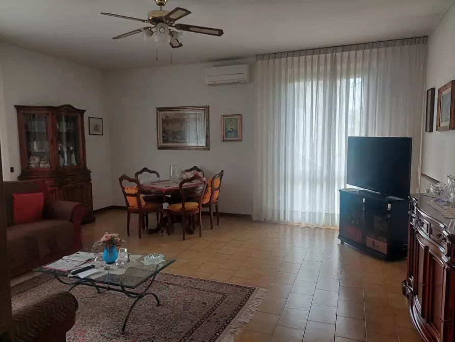 Immagine 5 di Villa in vendita  a Castelfranco Di Sotto