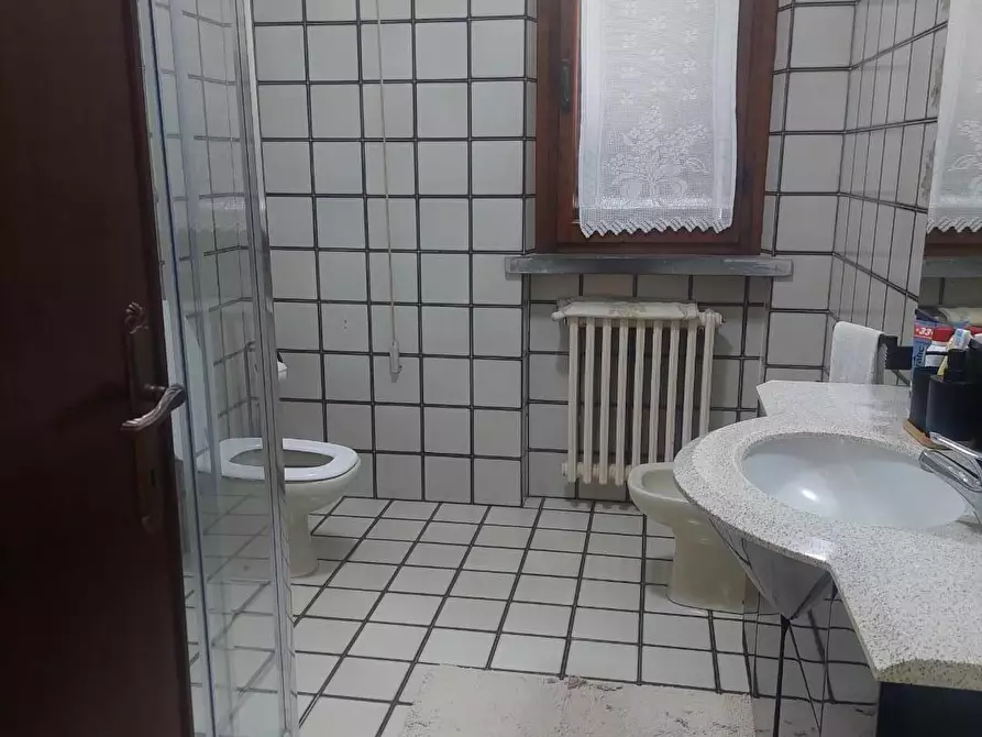 Immagine 12 di Villa in vendita  a Castelfranco Di Sotto