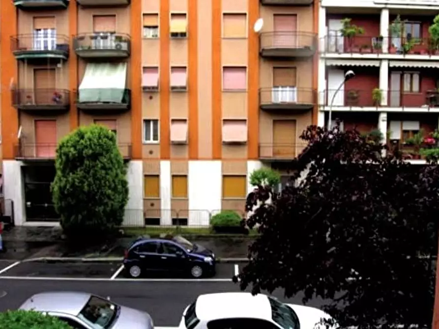 Immagine 4 di Appartamento in vendita  a Legnano
