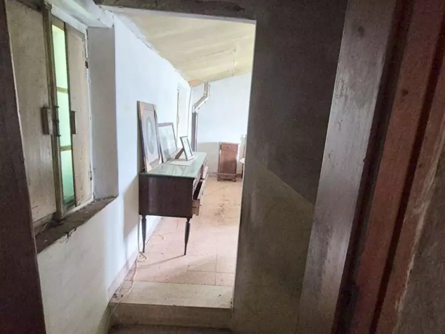 Immagine 29 di Rustico / casale in vendita  a Camaiore