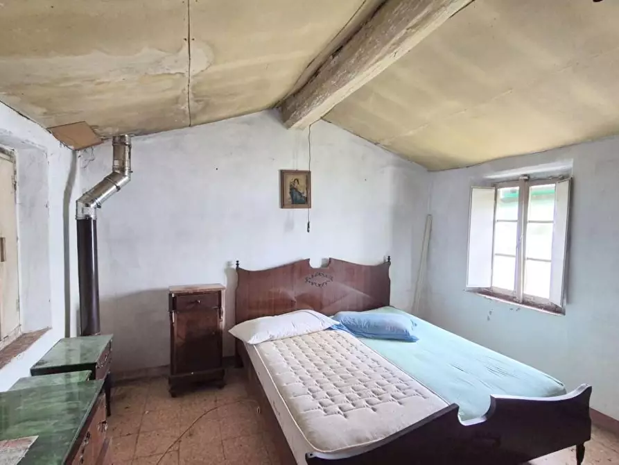Immagine 31 di Rustico / casale in vendita  a Camaiore