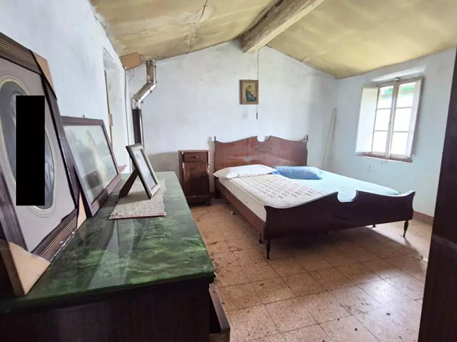 Immagine 30 di Rustico / casale in vendita  a Camaiore