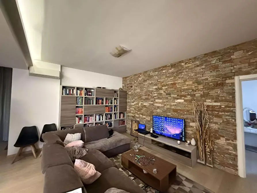 Immagine 11 di Appartamento in vendita  a Melzo