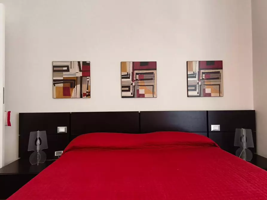 Immagine 21 di Appartamento in vendita  a Carrara