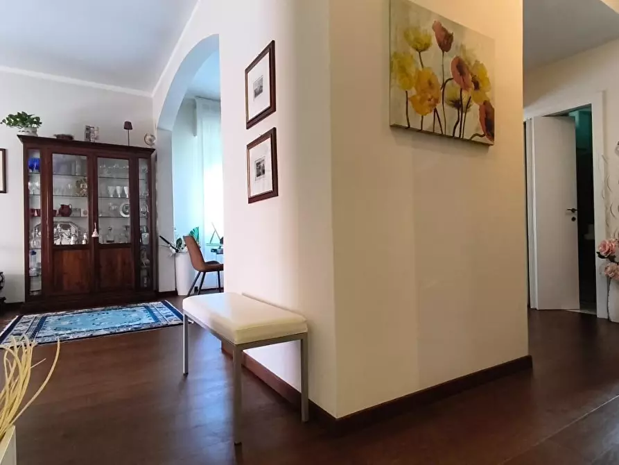 Immagine 16 di Appartamento in vendita  a Carrara