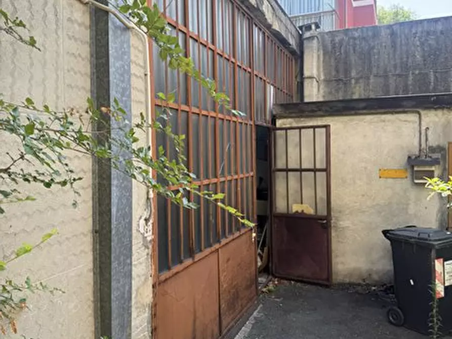 Immagine 19 di Capannone industriale in vendita  a Collegno