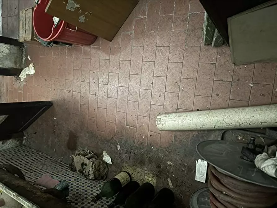 Immagine 6 di Capannone industriale in vendita  a Collegno