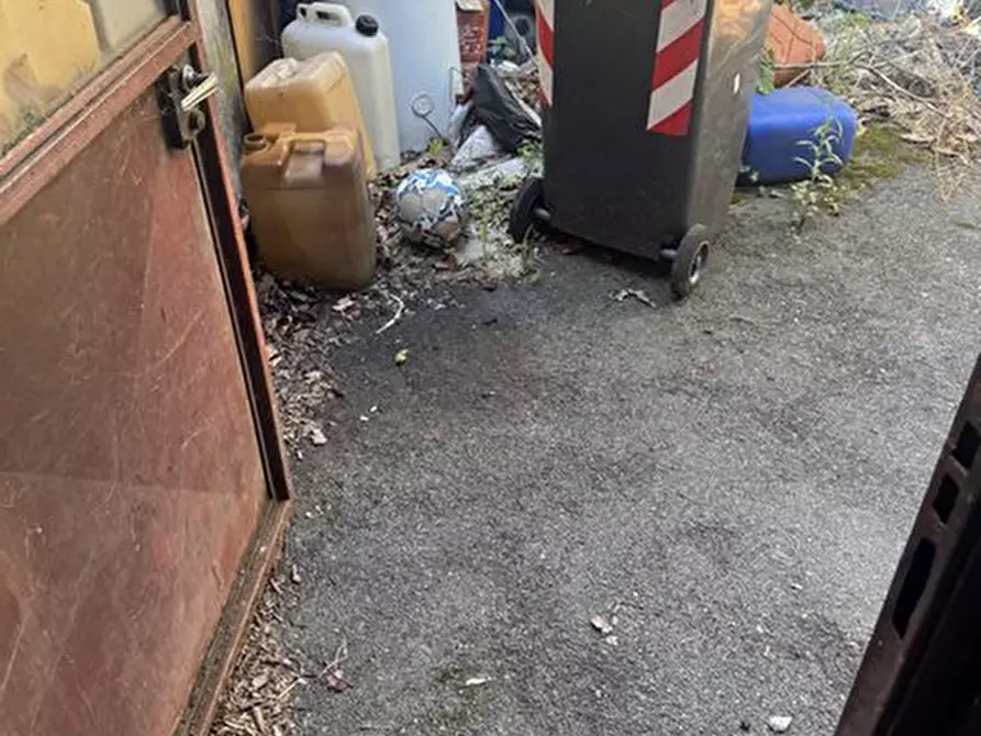 Immagine 17 di Capannone industriale in vendita  a Collegno