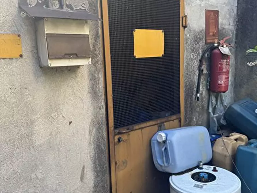 Immagine 22 di Capannone industriale in vendita  a Collegno