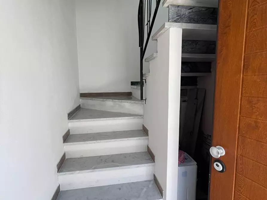 Immagine 12 di Appartamento in vendita  a Camaiore