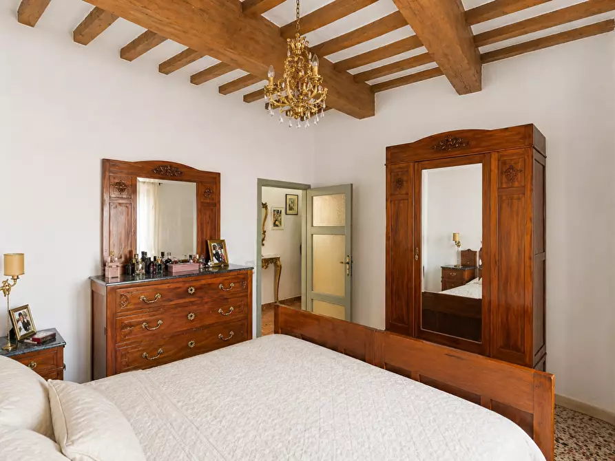 Immagine 25 di Appartamento in vendita  a Sinalunga