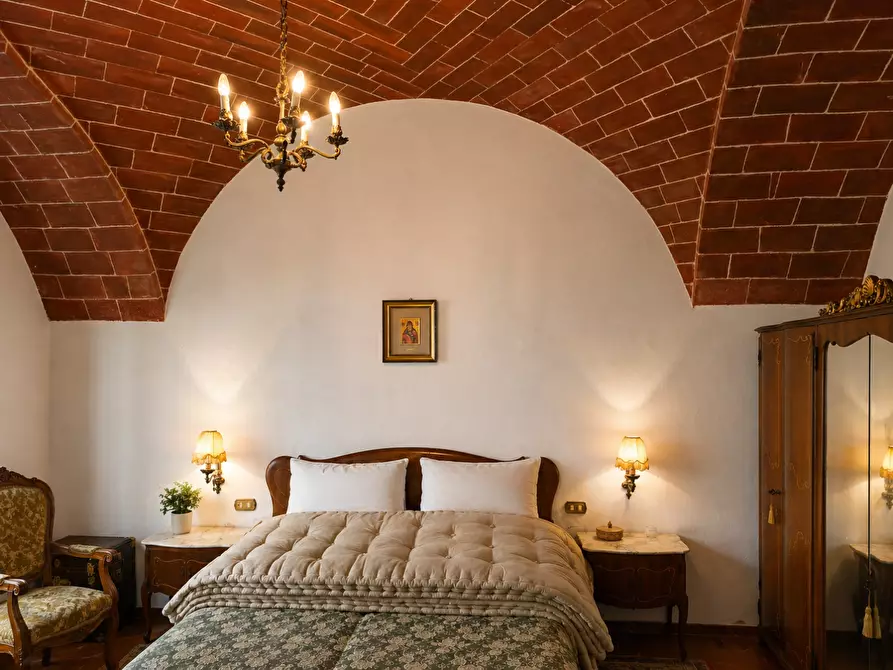 Immagine 13 di Appartamento in vendita  a Sinalunga