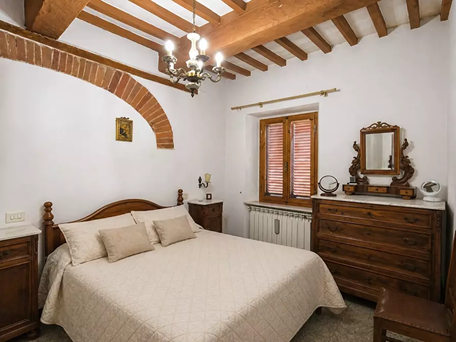 Immagine 28 di Appartamento in vendita  a Sinalunga
