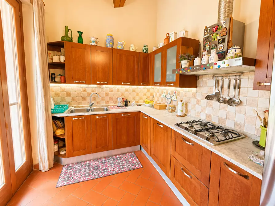 Immagine 11 di Rustico / casale in vendita  a Cascina