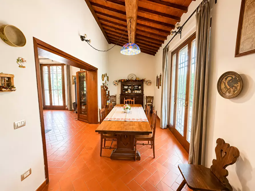 Immagine 9 di Rustico / casale in vendita  a Cascina