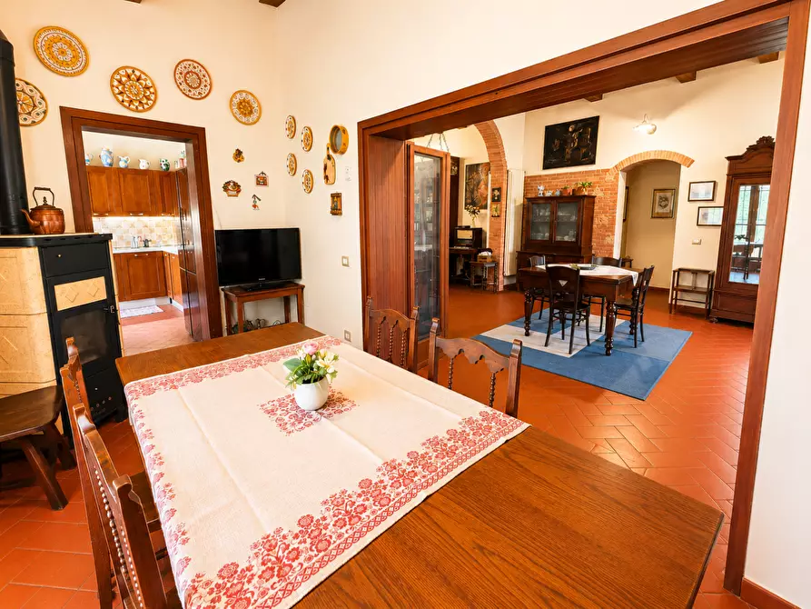 Immagine 8 di Rustico / casale in vendita  a Cascina