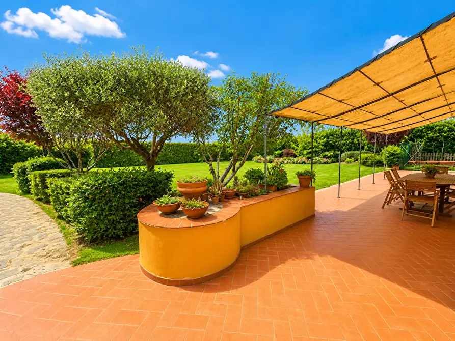 Immagine 32 di Rustico / casale in vendita  a Cascina
