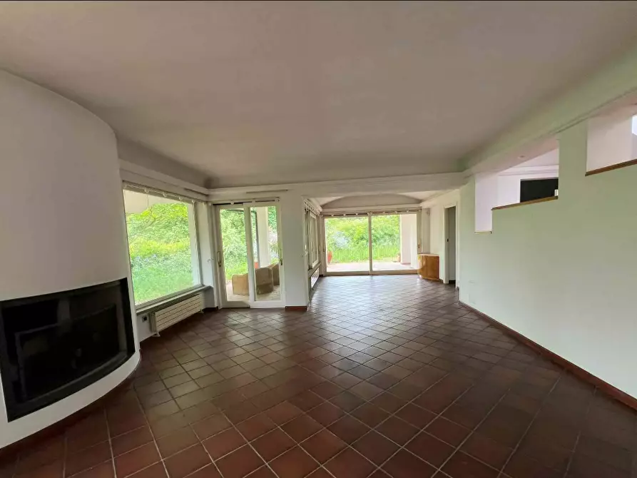 Immagine 9 di Villa in vendita  a Moncalieri
