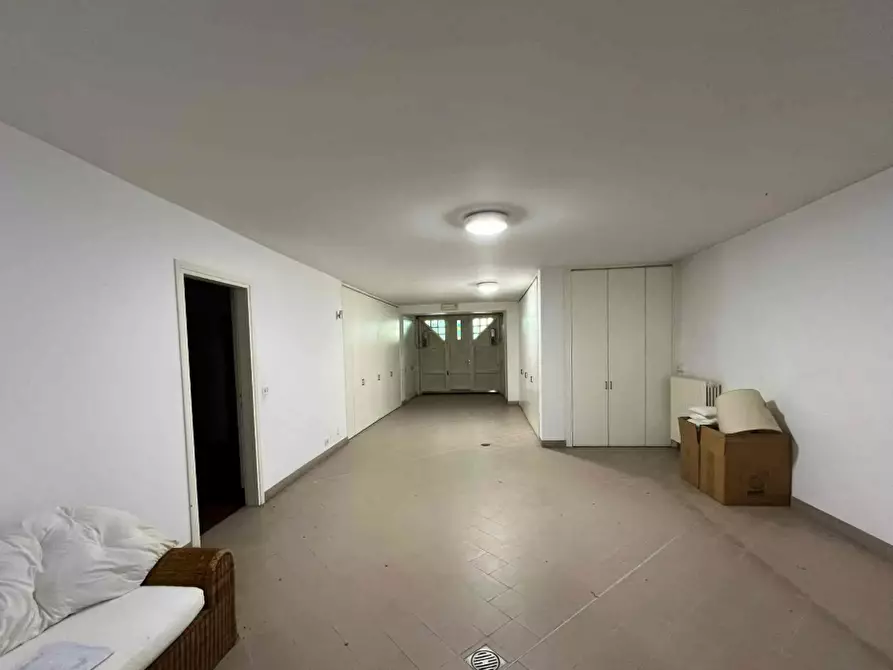 Immagine 18 di Villa in vendita  a Moncalieri