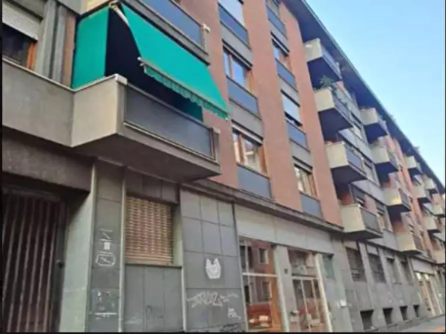 Immagine 1 di Appartamento in vendita  a Torino