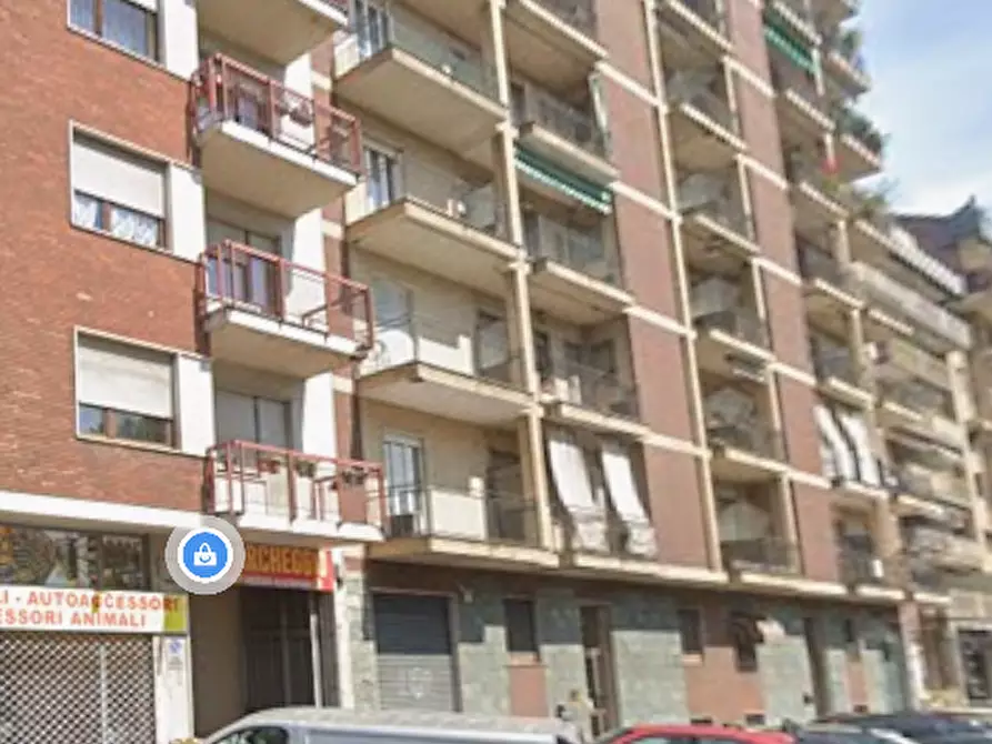 Immagine 1 di Appartamento in vendita  a Torino