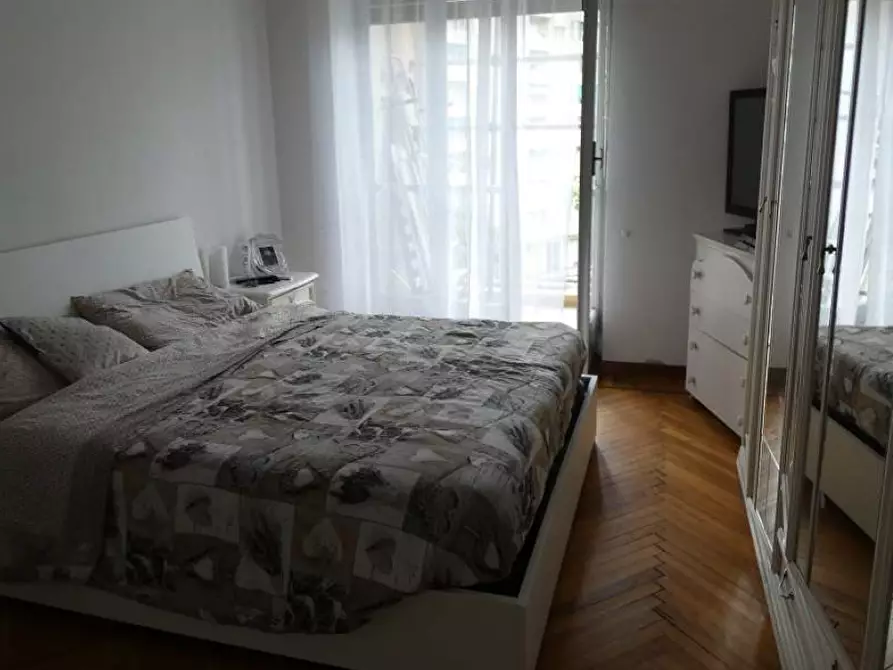 Immagine 6 di Appartamento in vendita  a Torino