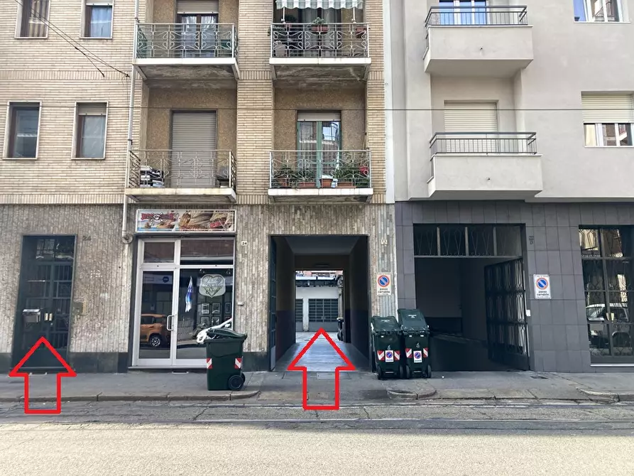 Immagine 3 di Appartamento in vendita  a Torino
