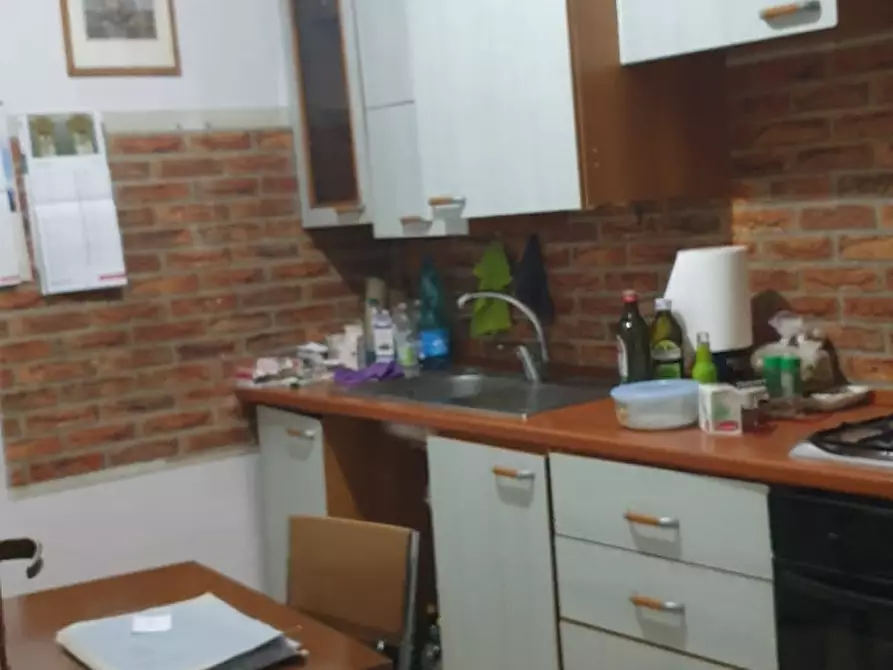 Immagine 2 di Appartamento in vendita  a Torino