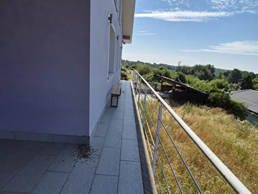 Immagine 28 di Villa in vendita  a Reano