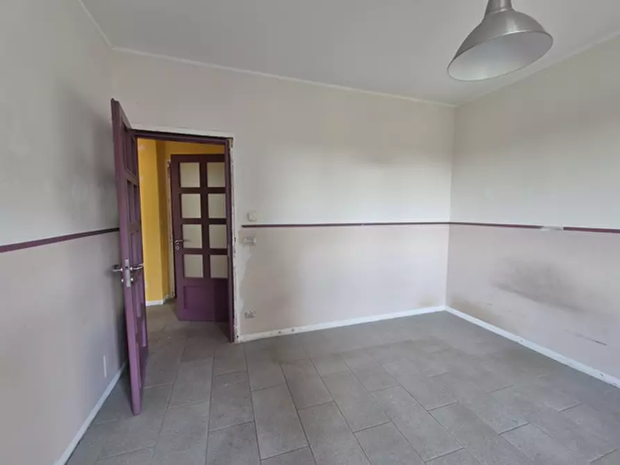 Immagine 39 di Villa in vendita  a Reano
