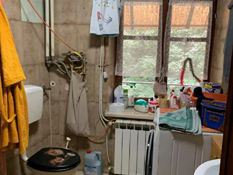 Immagine 11 di Garage in vendita  a Pinerolo