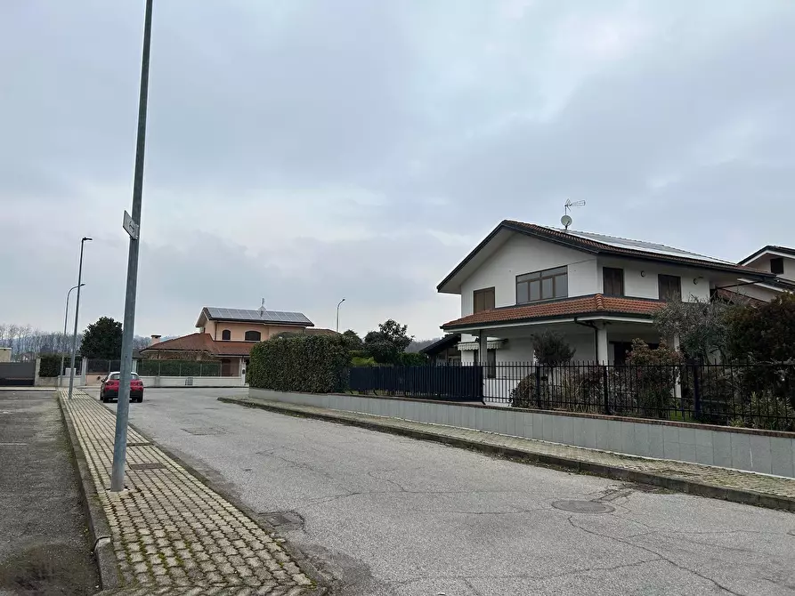 Immagine 3 di Villetta a schiera in vendita  a Bruino