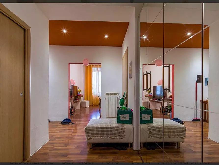 Immagine 1 di Appartamento in vendita  a Livorno