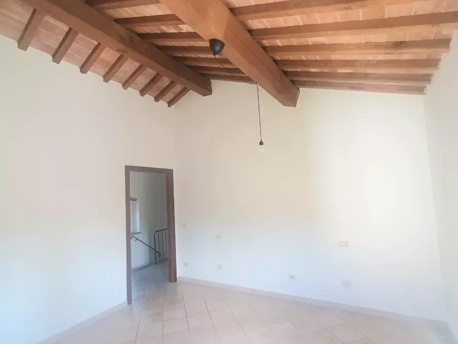Immagine 43 di Terratetto in vendita  a Capannori