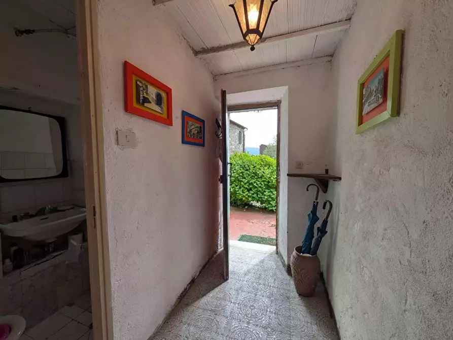 Immagine 5 di Casa indipendente in vendita  a Bagni Di Lucca