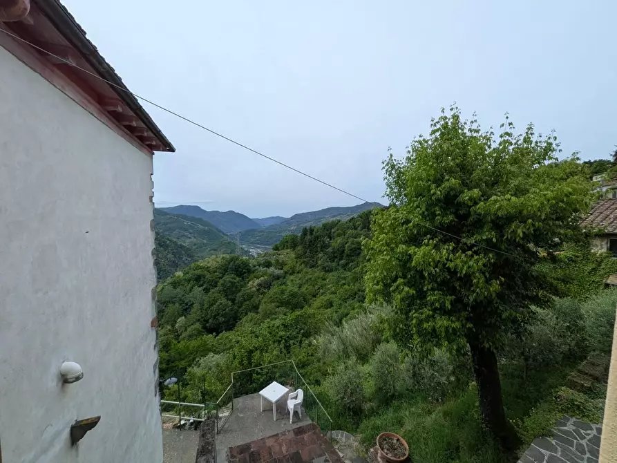 Immagine 13 di Casa indipendente in vendita  a Bagni Di Lucca