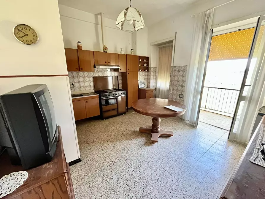 Immagine 6 di Appartamento in vendita  a Massa