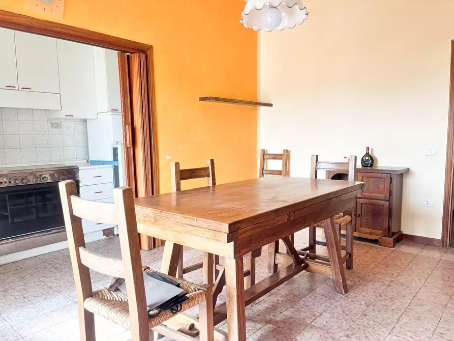 Immagine 11 di Appartamento in vendita  a Empoli