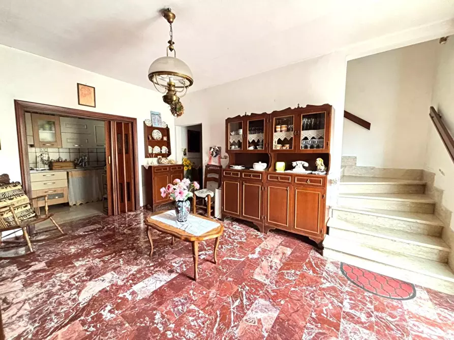 Immagine 3 di Villa in vendita  a Casciana Terme Lari