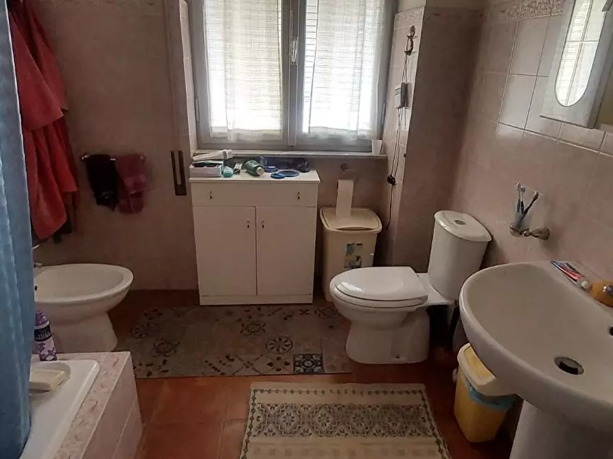 Immagine 8 di Mansarda in vendita  a Carrara