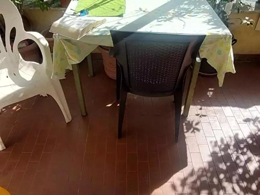 Immagine 10 di Mansarda in vendita  a Carrara