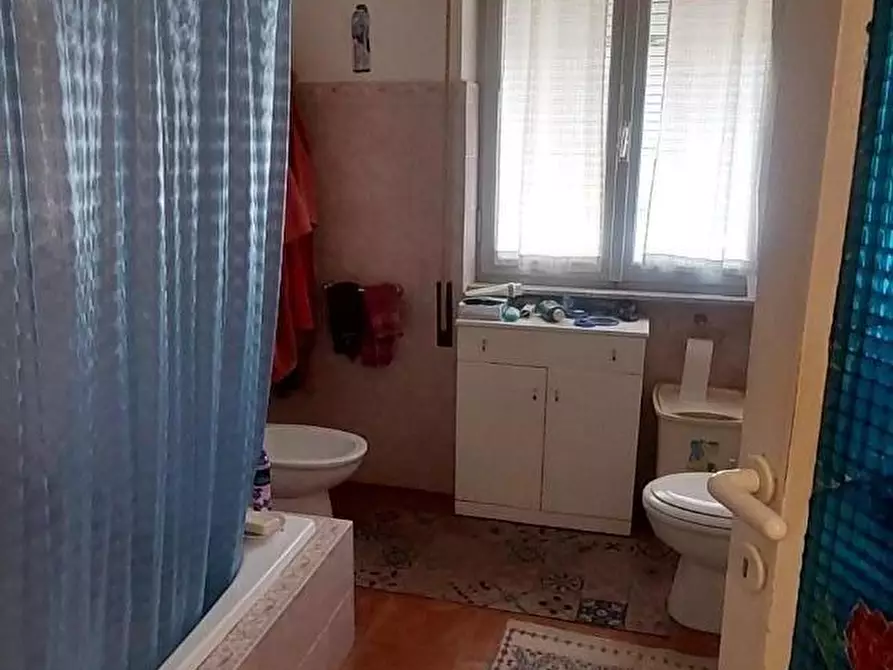 Immagine 7 di Mansarda in vendita  a Carrara