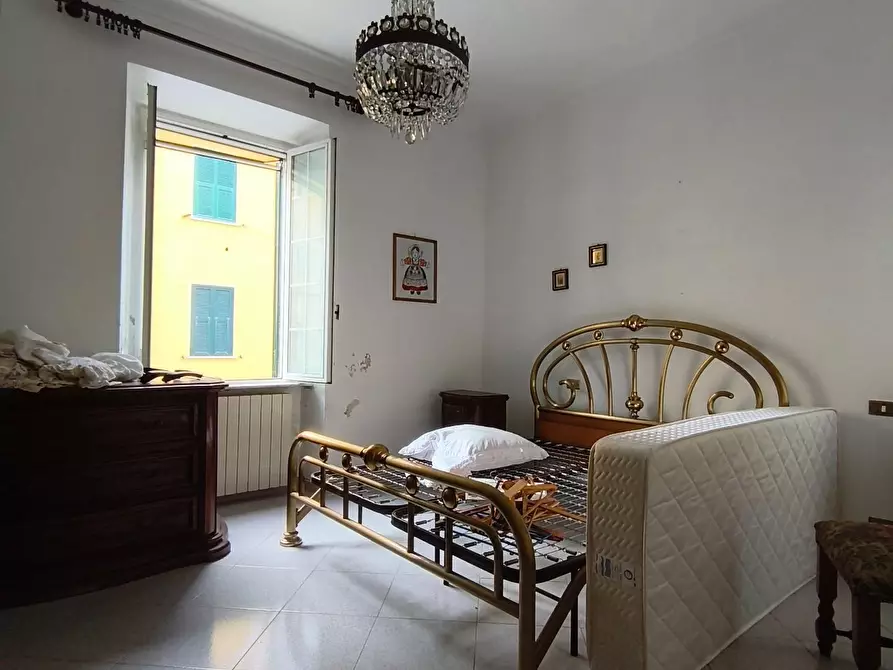 Immagine 4 di Appartamento in vendita  a Carrara